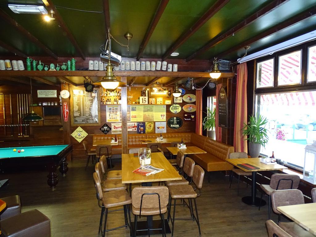 Hotel Cafe Restaurant "De Kroon" Виссенкерке Экстерьер фото